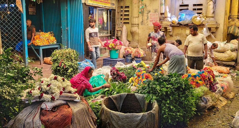 Mallick Ghat flower market